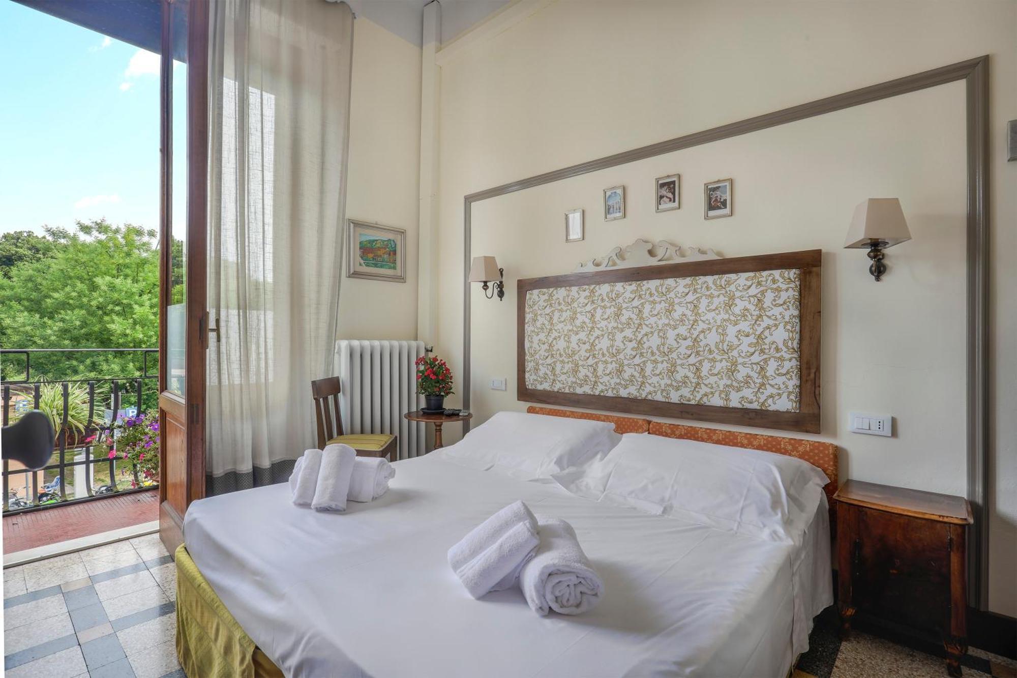 Dimora Altemura Hotel Lucca Exterior photo